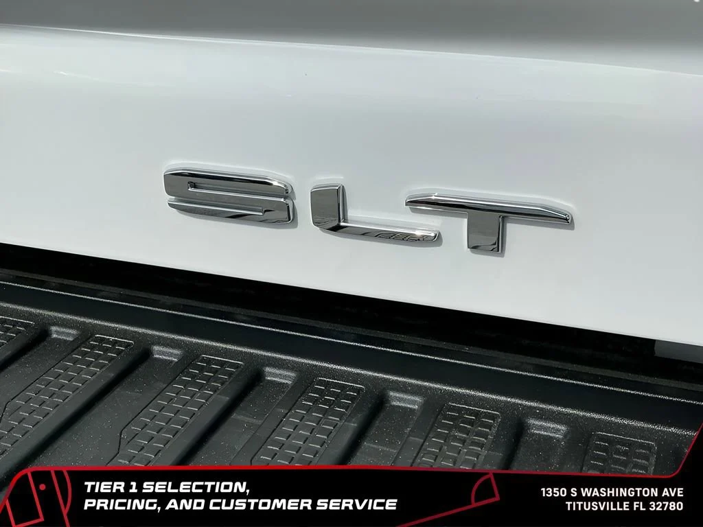 New 2026 Summit White GMC SLT image 43