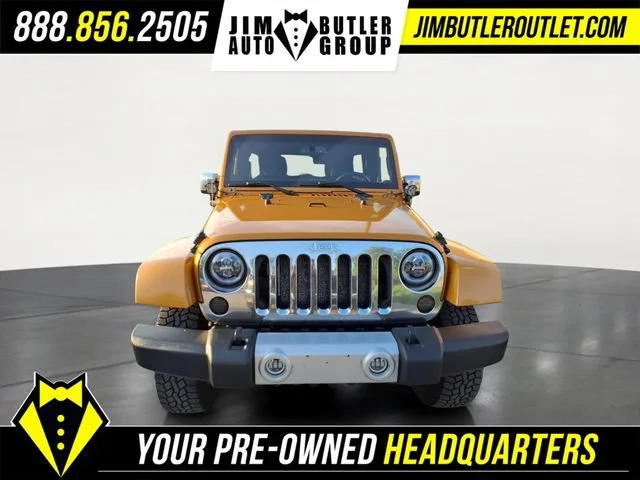 Used 2014  Jeep Sahara image 18