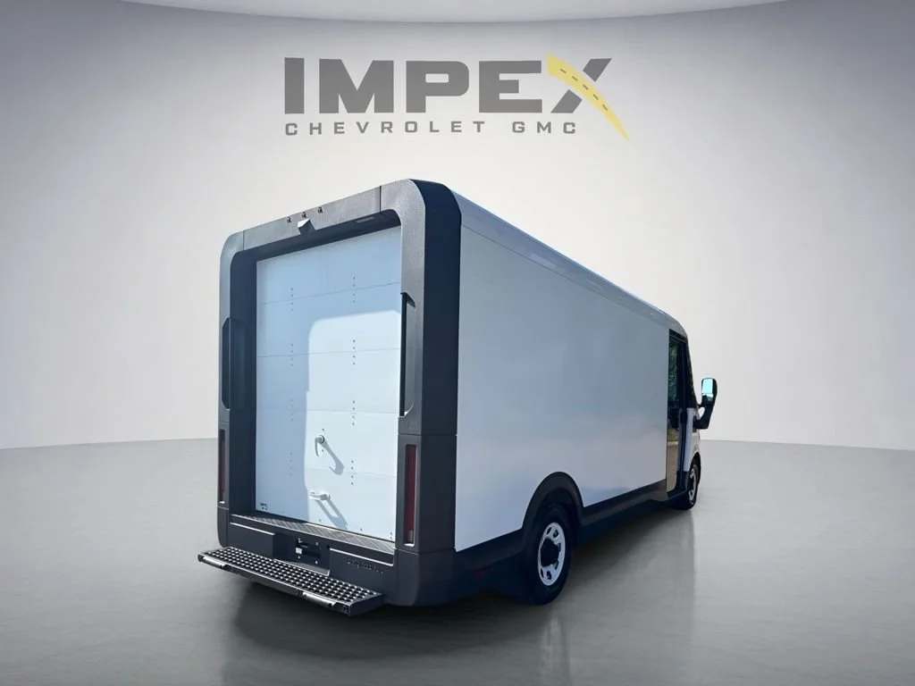 Used 2024 Oyster White BrightDrop EJY image 11
