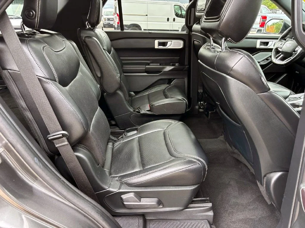 Used 2020 Magnetic Ford ST image 21