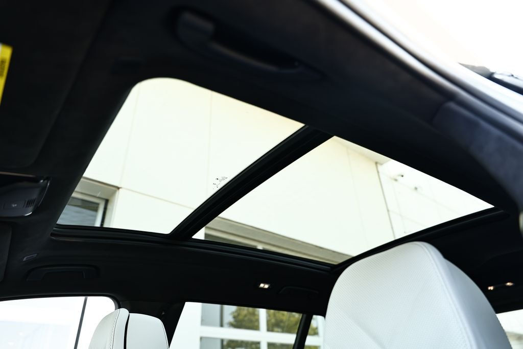 New 2027 Skyscraper Grey Metallic BMW xDrive40i image 20