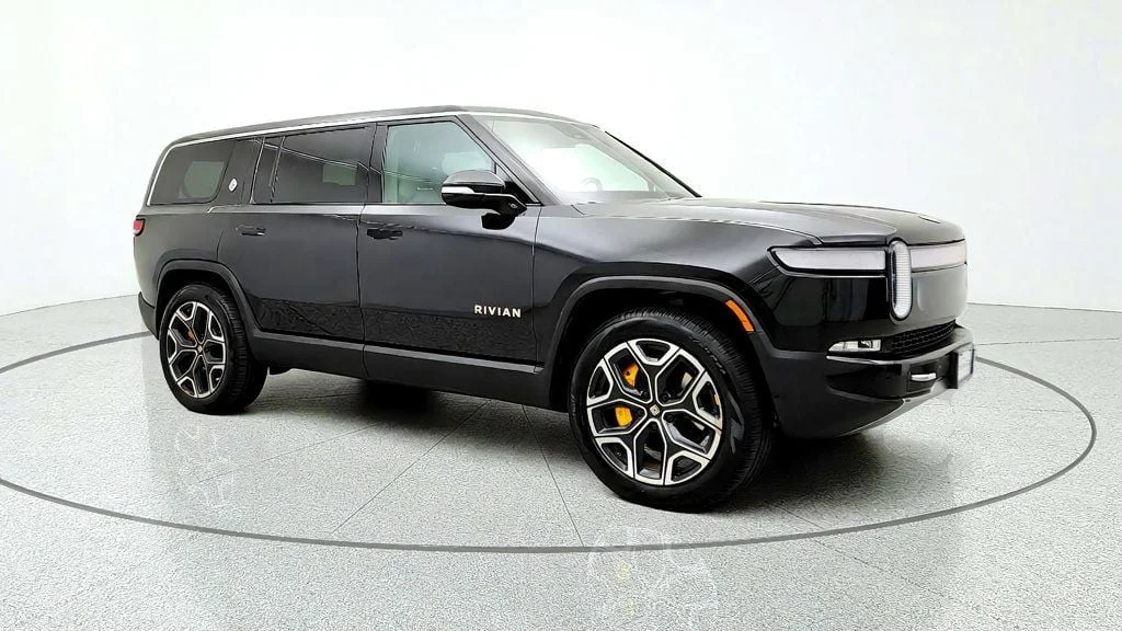 Used 2023 Midnight Rivian Launch Edition AWD image 3