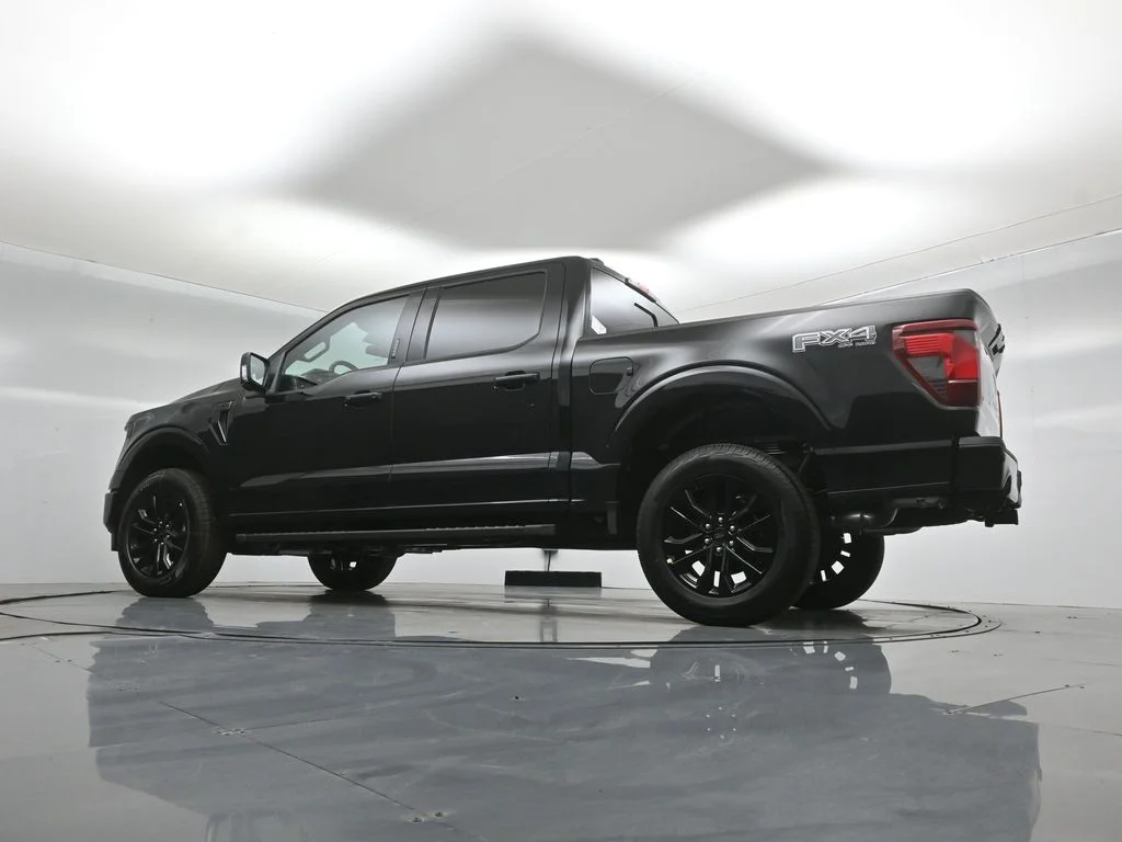 New 2026 Agate Black Metallic Ford XLT image 47