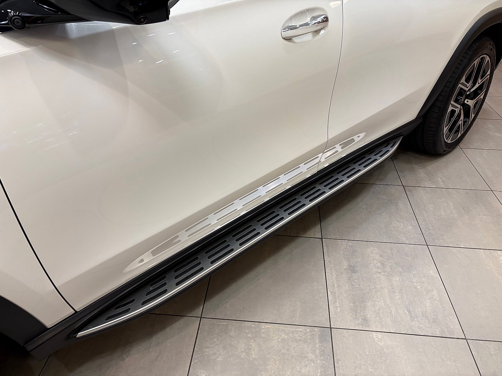 New 2027 Polar White Mercedes-Benz GLS 450 image 38