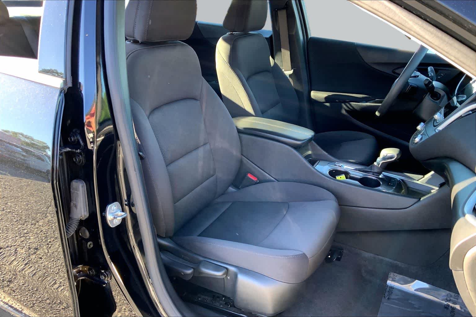 Used 2024 Mosaic Black Metallic Chevrolet LT image 9