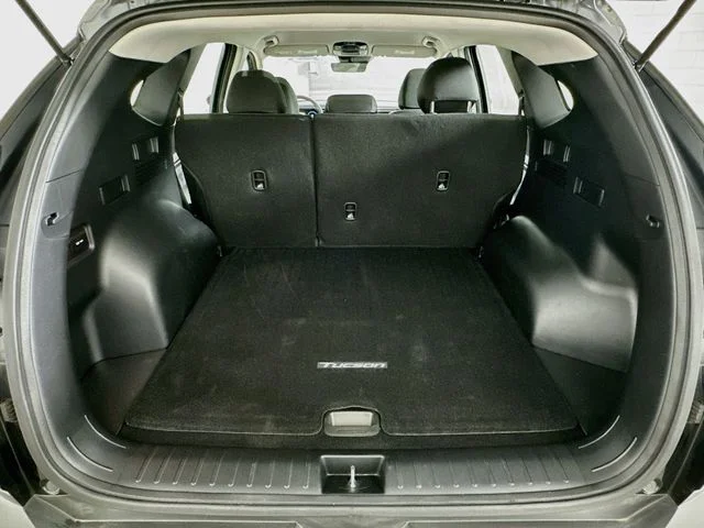 Certified Pre-Owned 2024 Hyundai Tucson SE
