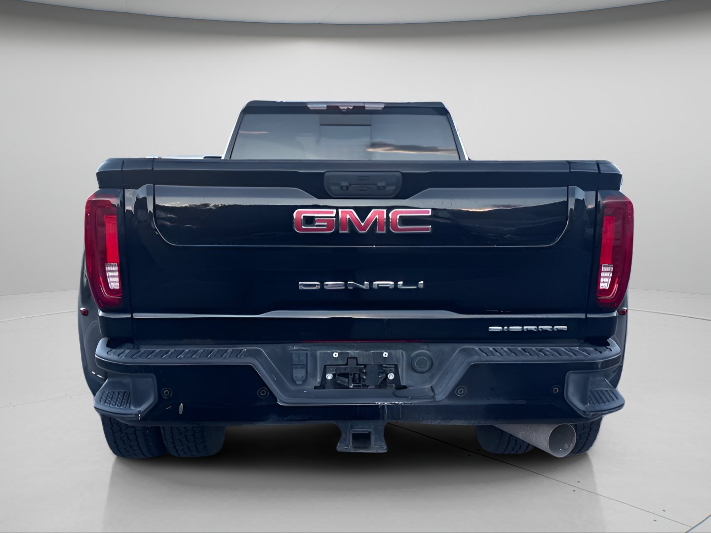Certified Used 2023 Onyx Black GMC Denali image 9