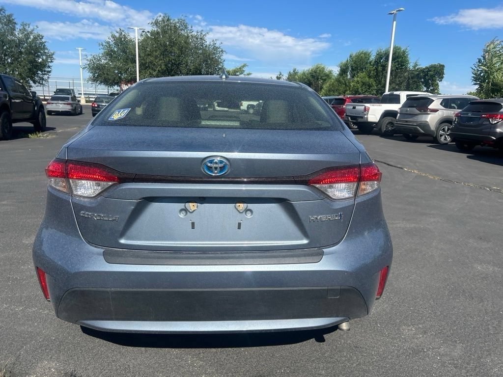 Used 2022 Celestite Toyota LE image 2