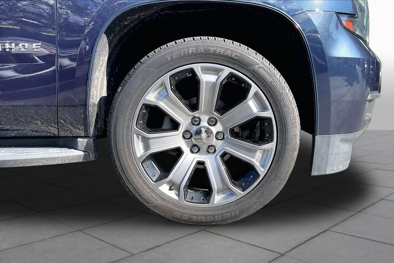 2018 Chevrolet Tahoe LS - Photo 10
