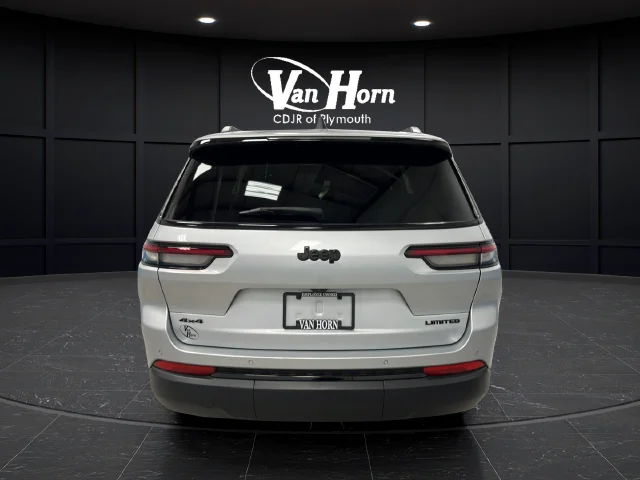 Used 2024 Silver Jeep Limited image 6