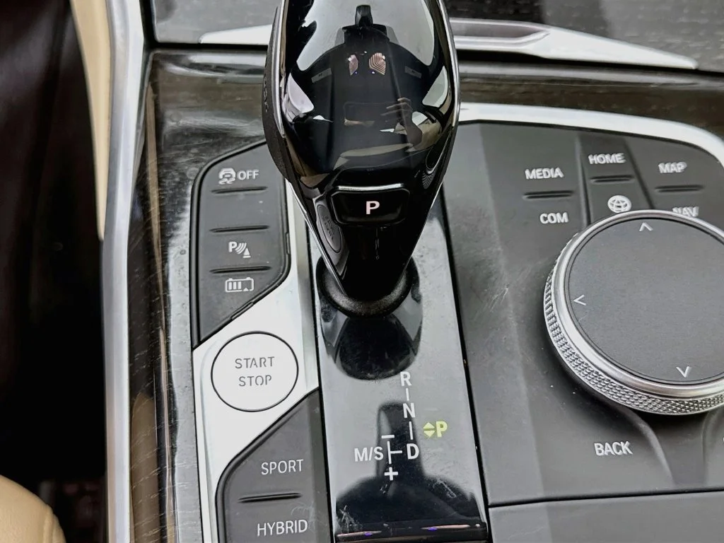 Used 2021 Black BMW 330e xDrive image 21