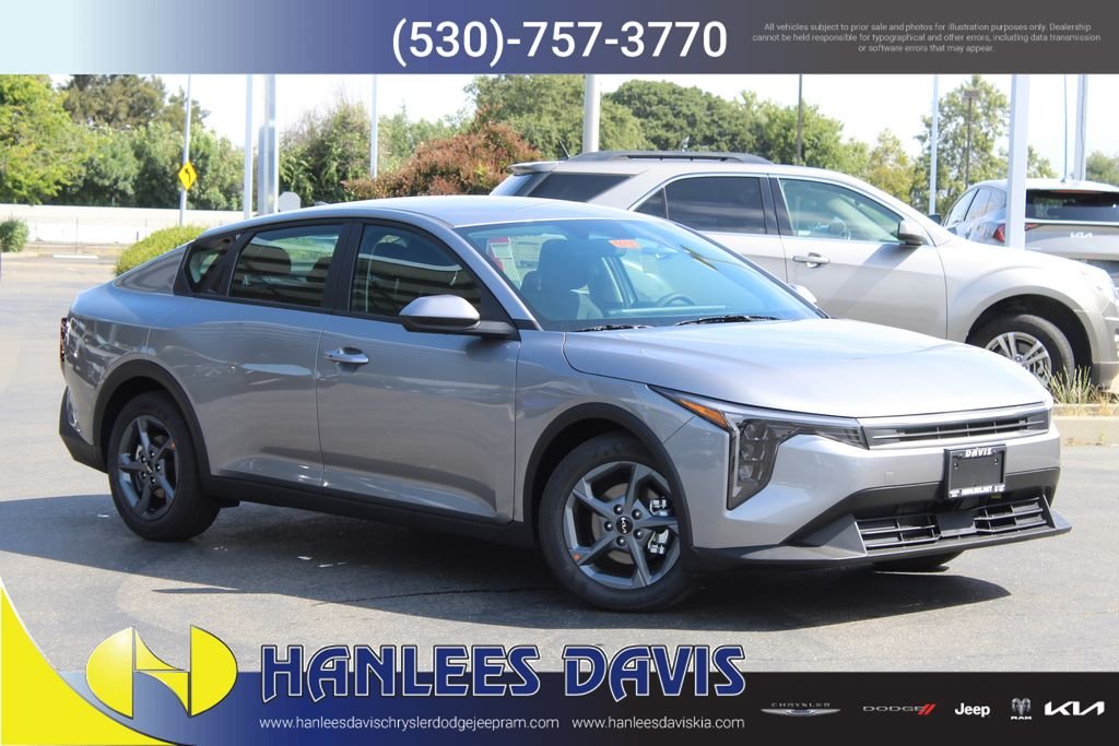2026 Kia K4 LXS AT's photo