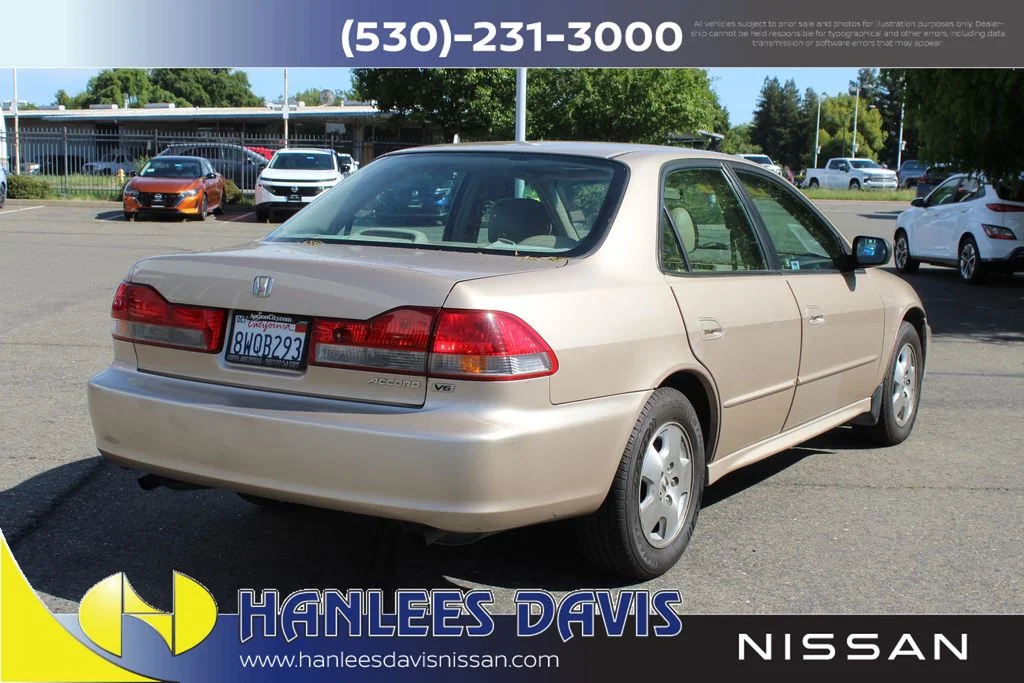 Used 2001 Gold Honda EX-L image 7