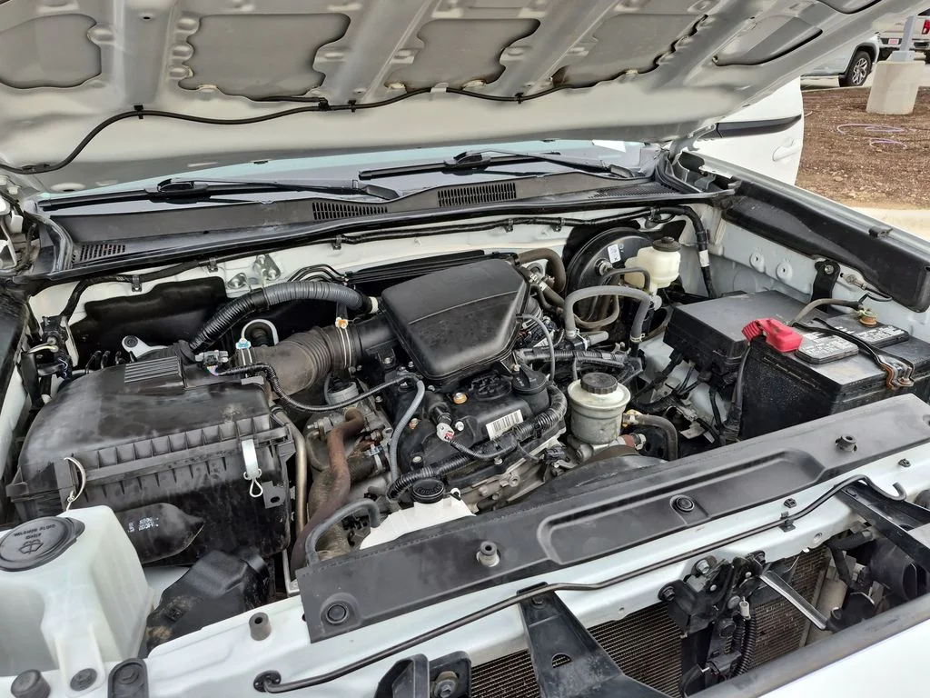 Used 2023 White Toyota SR image 15