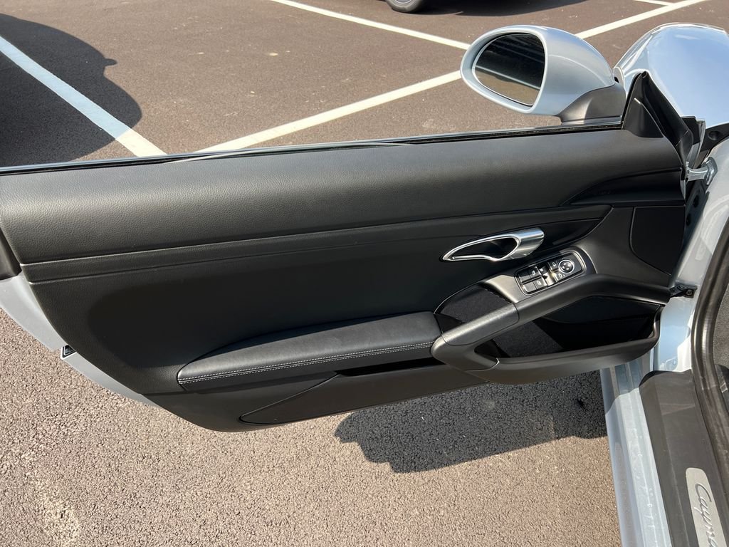 Used 2015 Silver Porsche S image 12