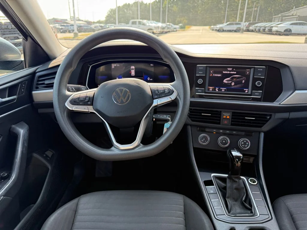 Used 2023 Gray Volkswagen 1.5T S image 8