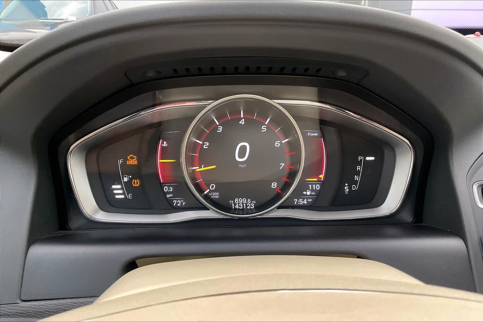 Used 2016 Black Stone Volvo T5 Drive-E Premier image 25