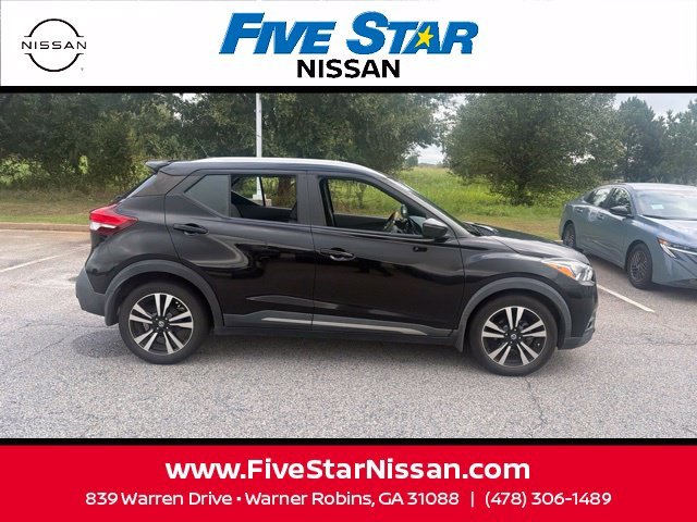Used 2020 Black Nissan SR image 8