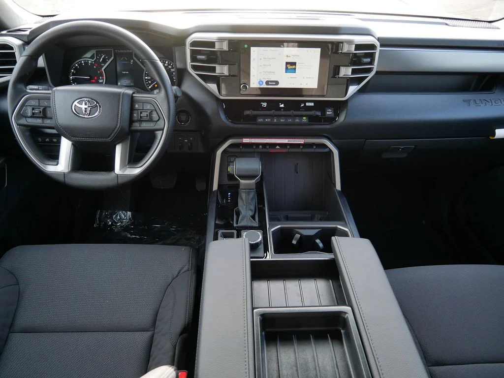 2026 Toyota Tundra SR5 - Photo 8