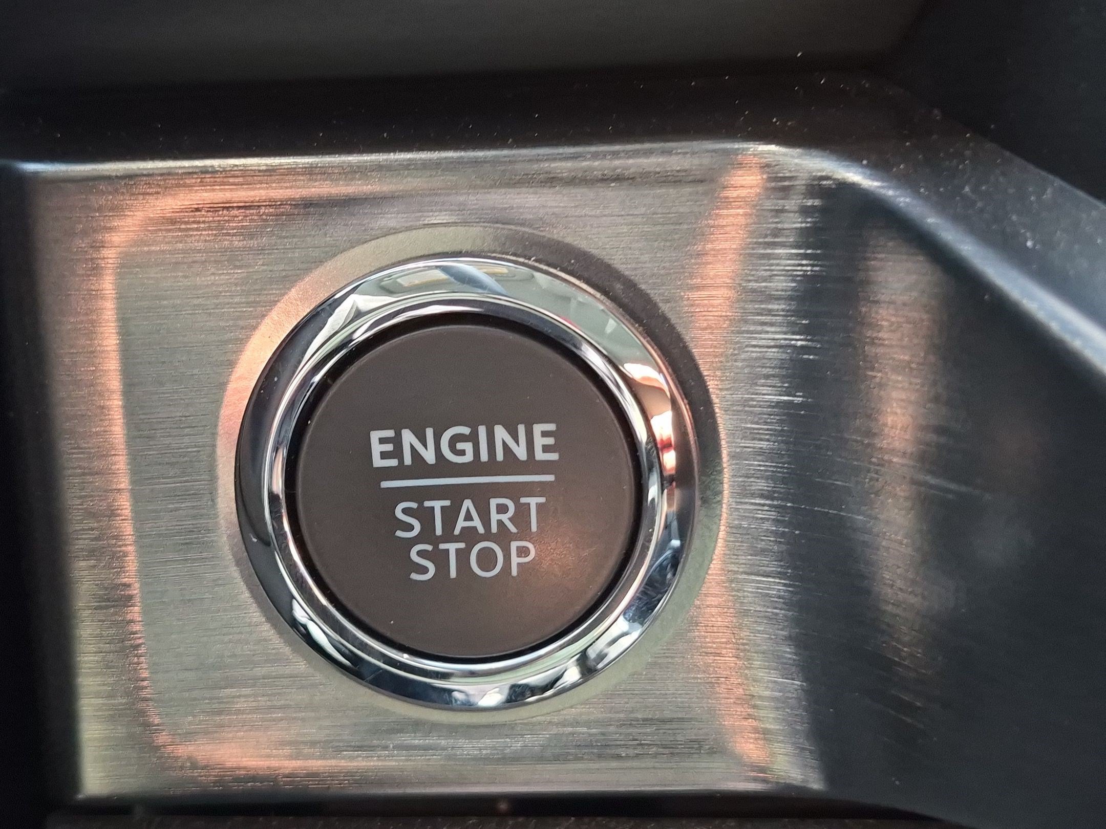 Used 2024 White Metallic Ford LARIAT image 20