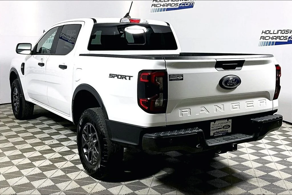 Certified Used 2024 Oxford White Ford XLT image 8
