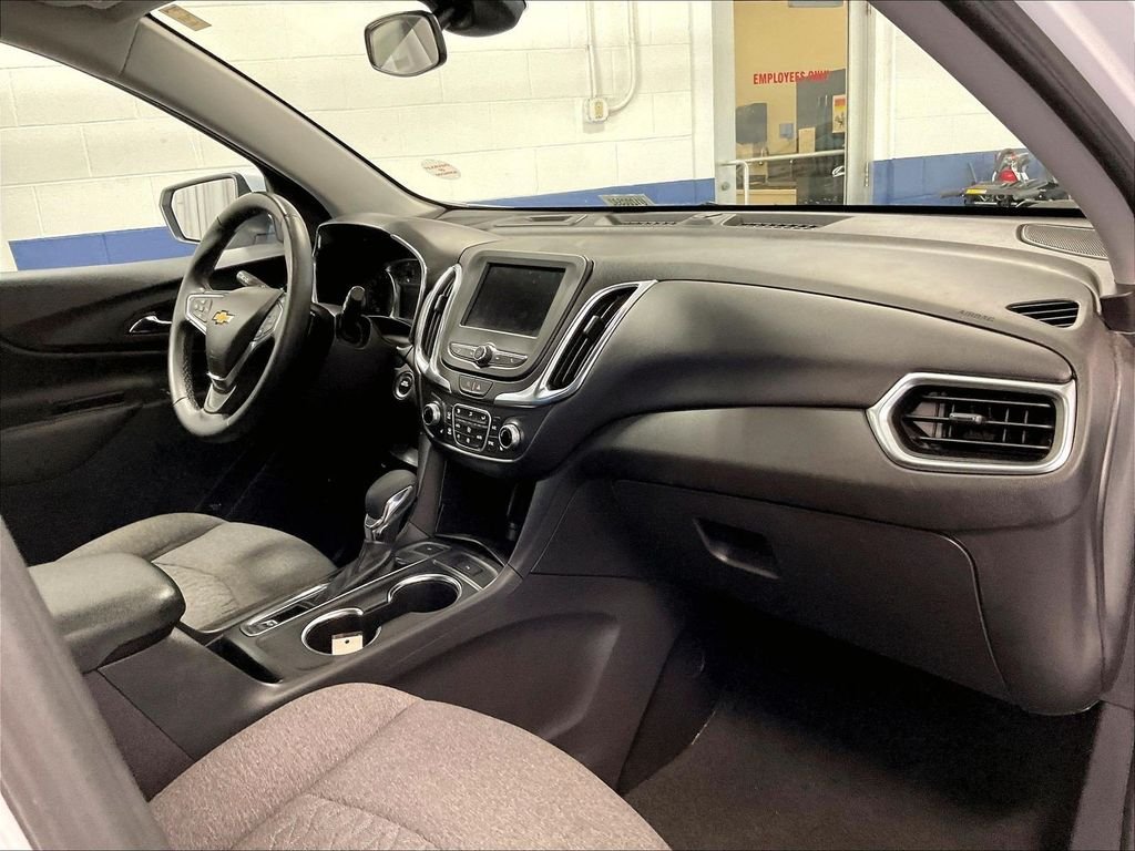 Used 2024 White Chevrolet LT image 13