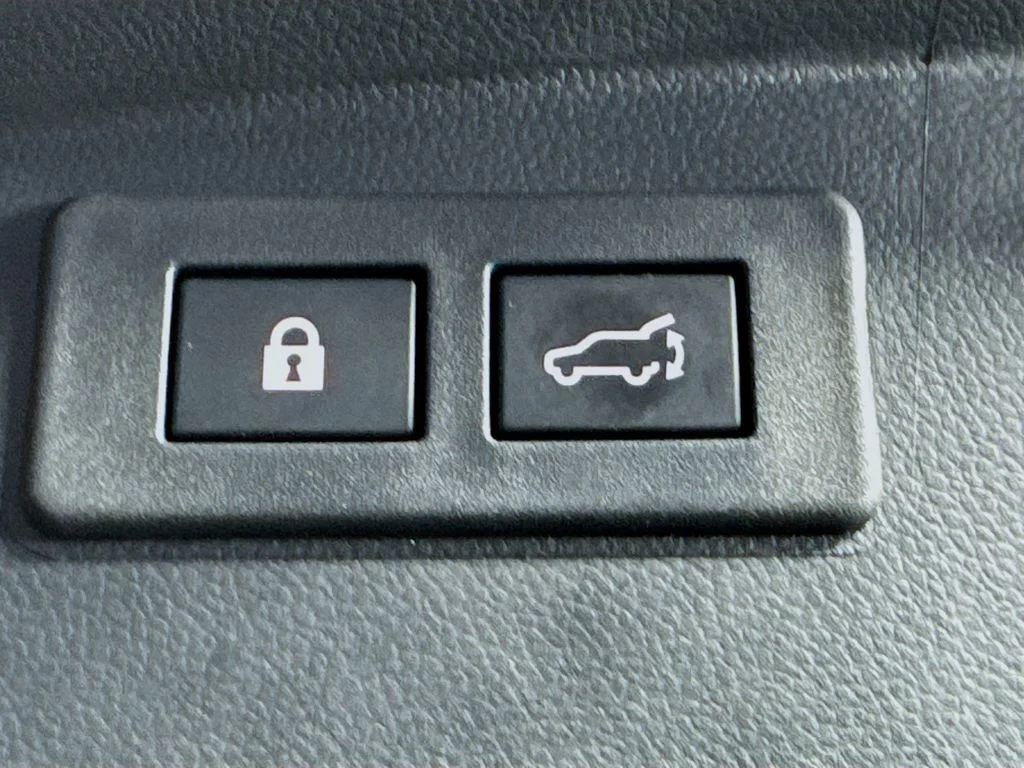 Used 2025 Blue Subaru Wilderness image 32