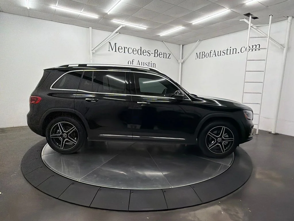 New 2026 Black Mercedes-Benz GLB 250 image 8