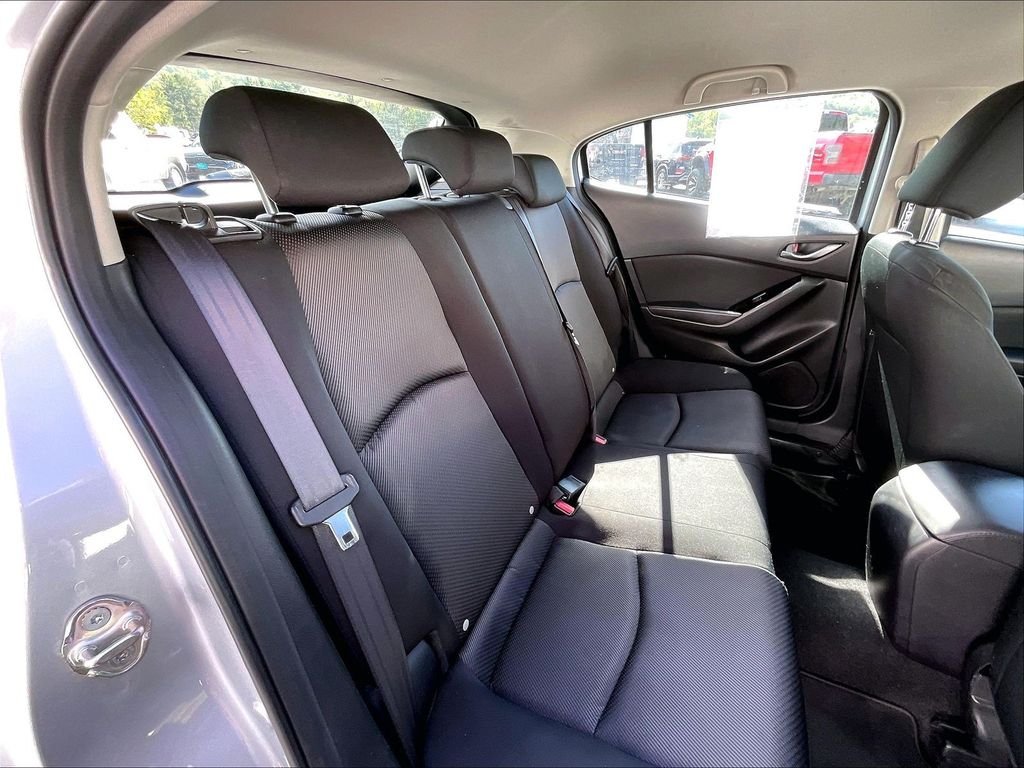 Used 2017 Sonic Silver Metallic Mazda Sport image 16