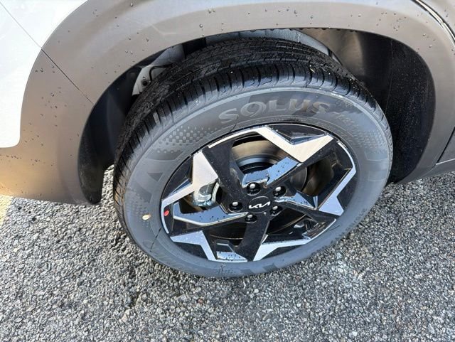 New 2026 Snow White Pearl Kia S image 8