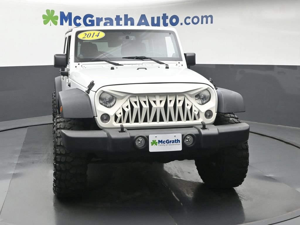Used 2014 White Jeep Unlimited Sport image 5