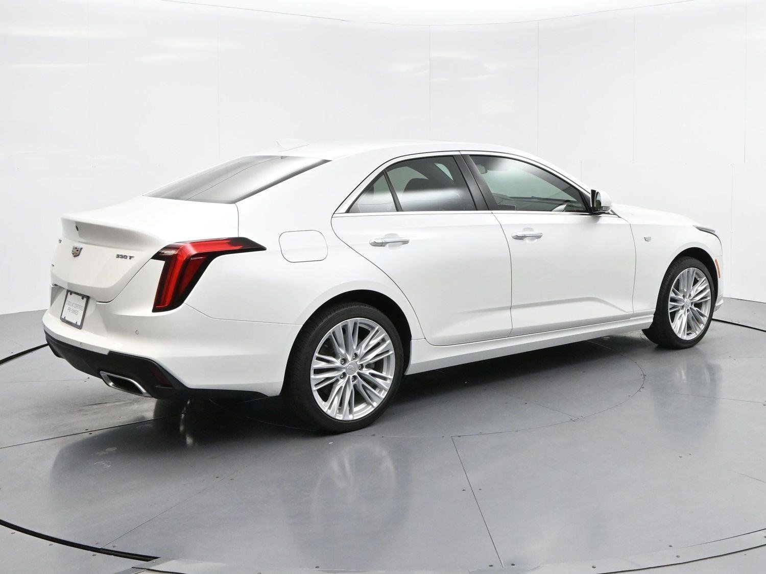 Used 2022 Crystal White Tricoat Cadillac Premium Luxury image 7