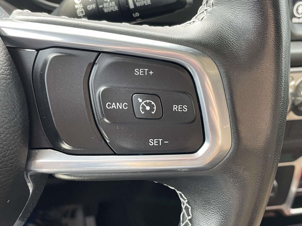 Used 2022 Black Jeep Unlimited Sahara image 21