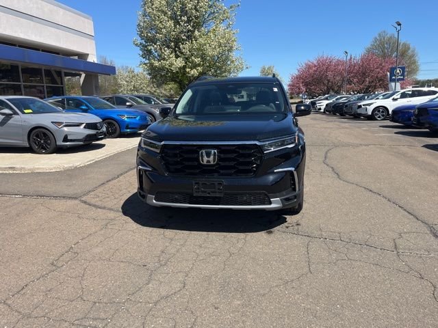 Used 2025 Crystal Black Pearl Honda Touring image 29