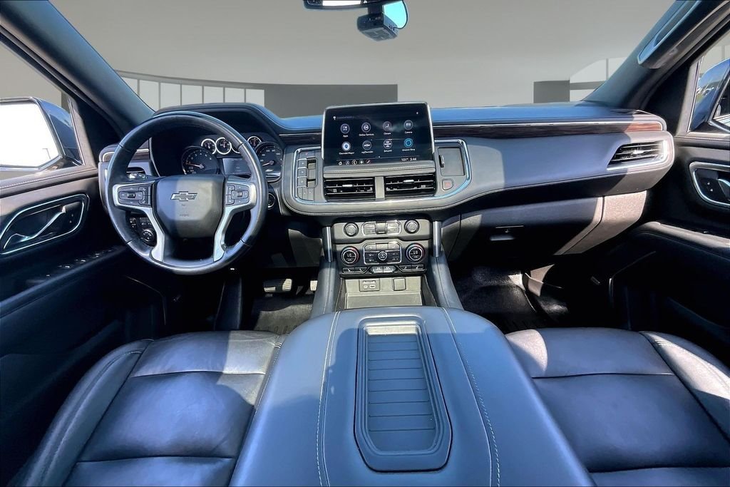 Used 2021 Gray Chevrolet Z71 image 15