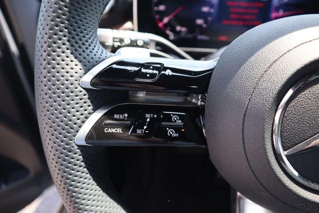 Certified Used 2025 Cirrus Silver Metallic Mercedes-Benz GLC 300 image 10