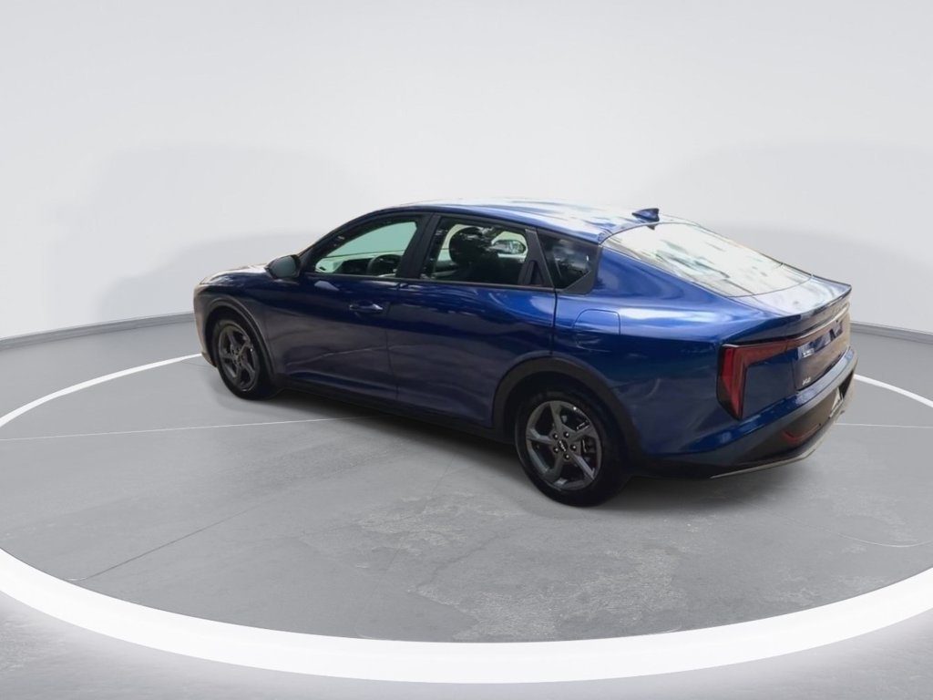 2025 Kia K4 LXS - Photo 6