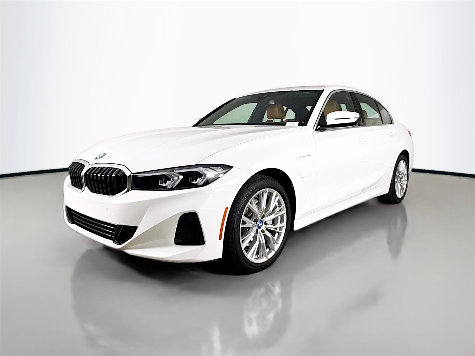 2024 Bmw 330e photo 3