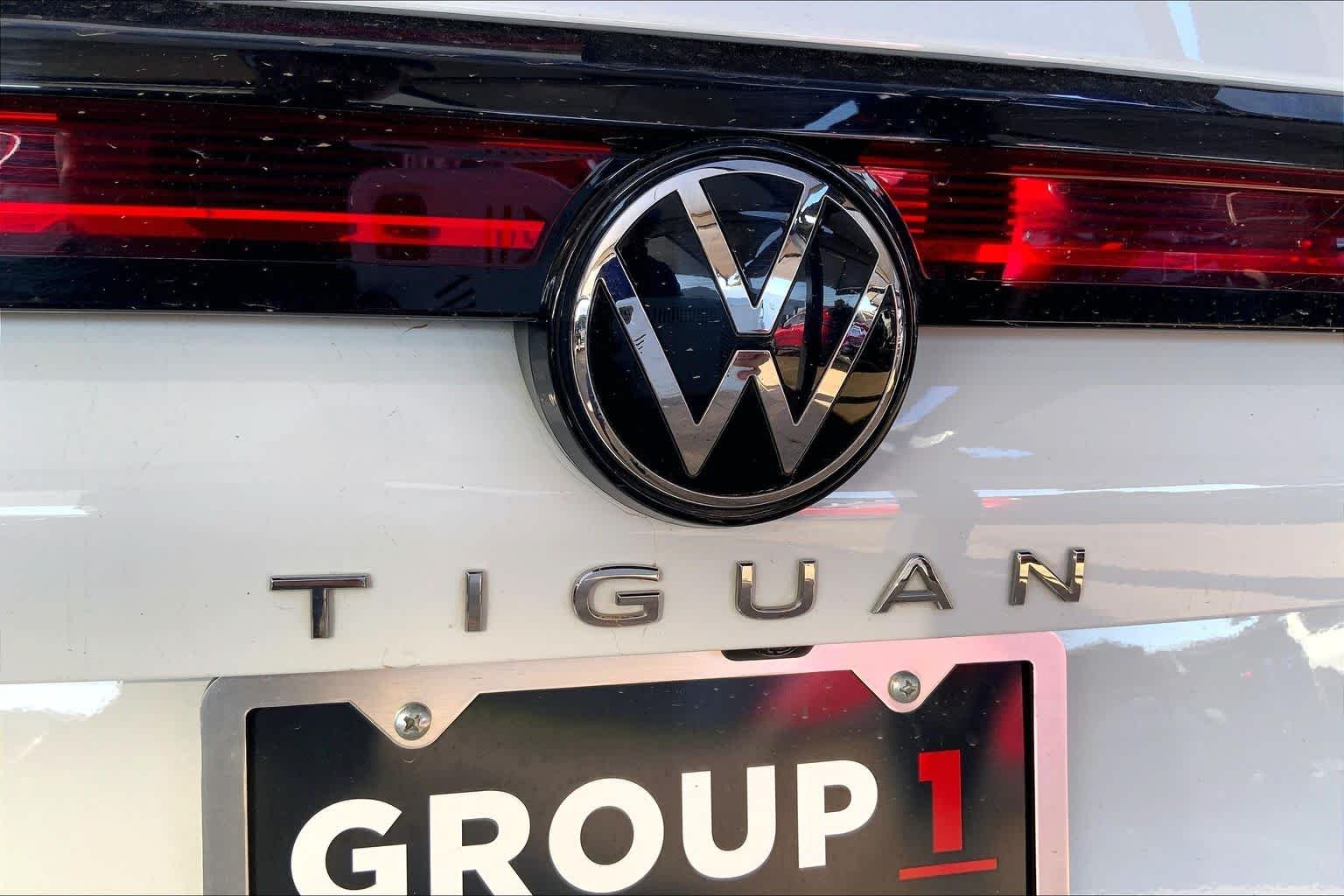 Used 2026 Pure White Volkswagen SE image 31