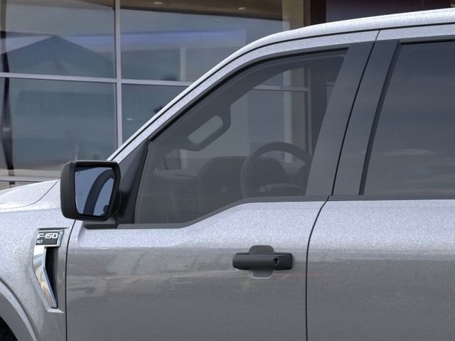 New 2026 Carbonized Gray Metallic Ford XLT image 20
