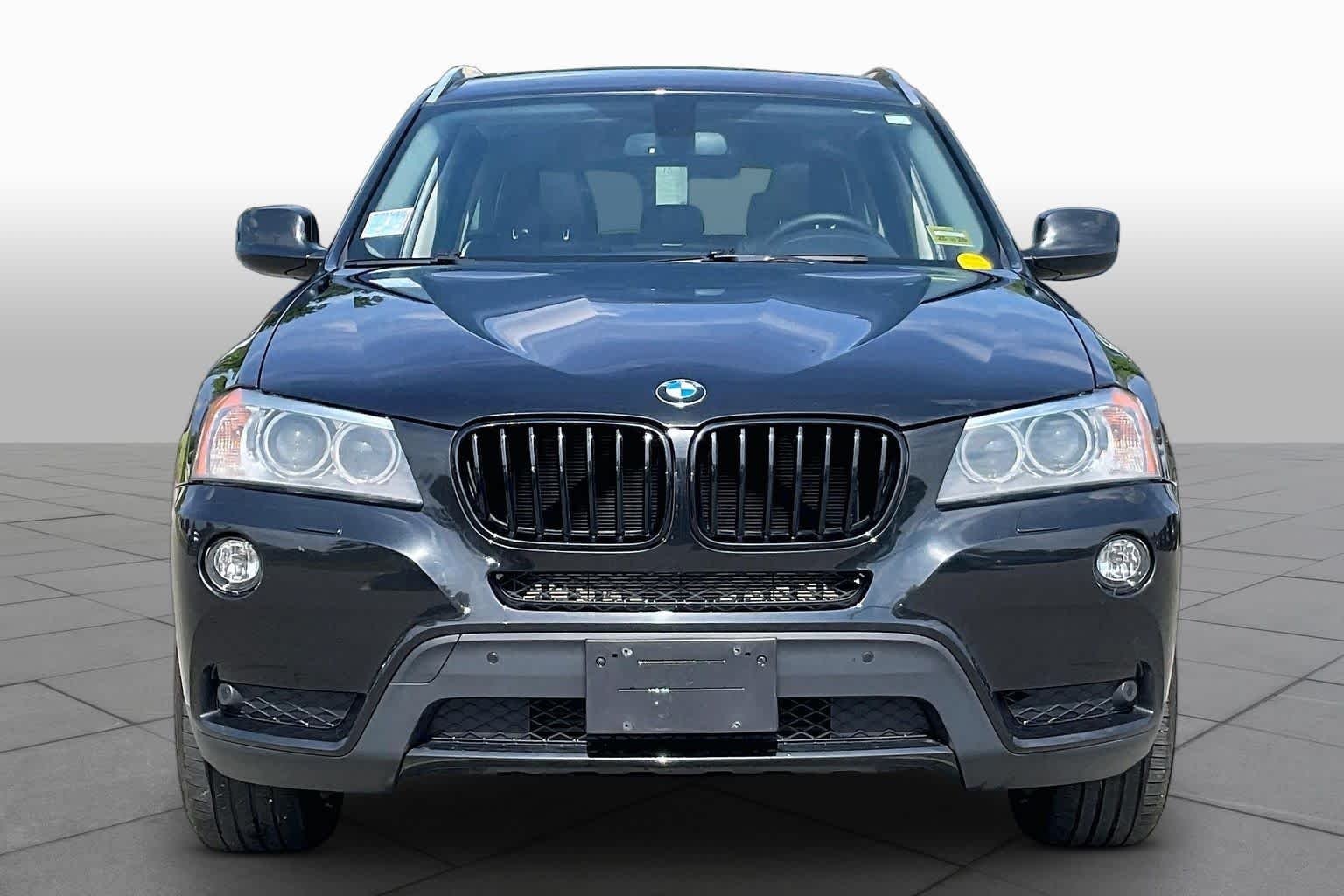 Used 2014 Black Sapphire Metallic BMW xDrive28i image 3