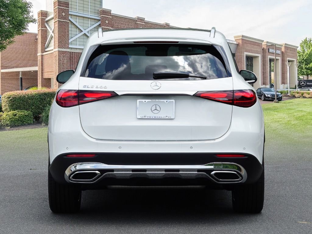 New 2026 Polar White Mercedes-Benz GLC 300 image 26