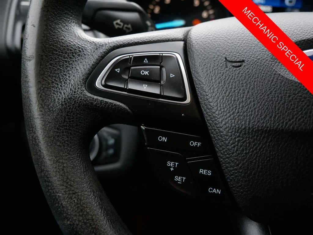 Used 2018 Black Ford SE image 18