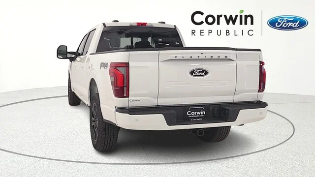 New 2025 Star White Metallic Tri-Coat Ford Platinum® image 30