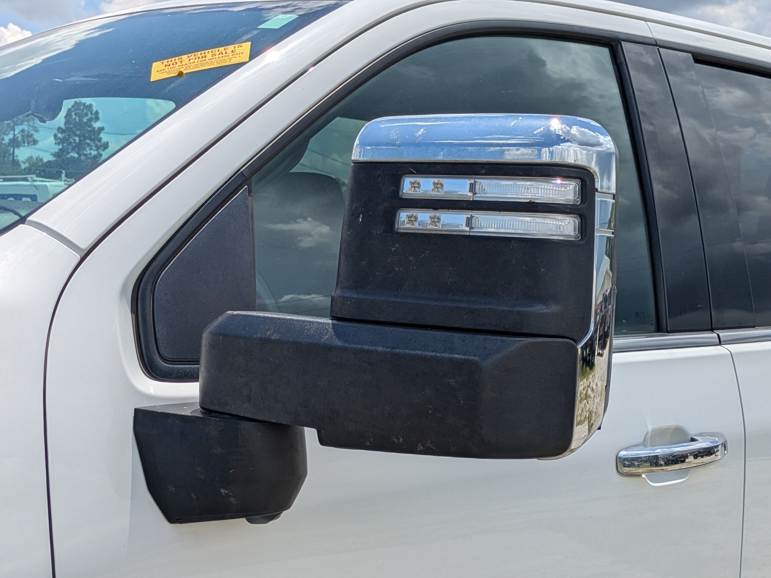 Used 2021 Summit White Chevrolet LTZ image 12