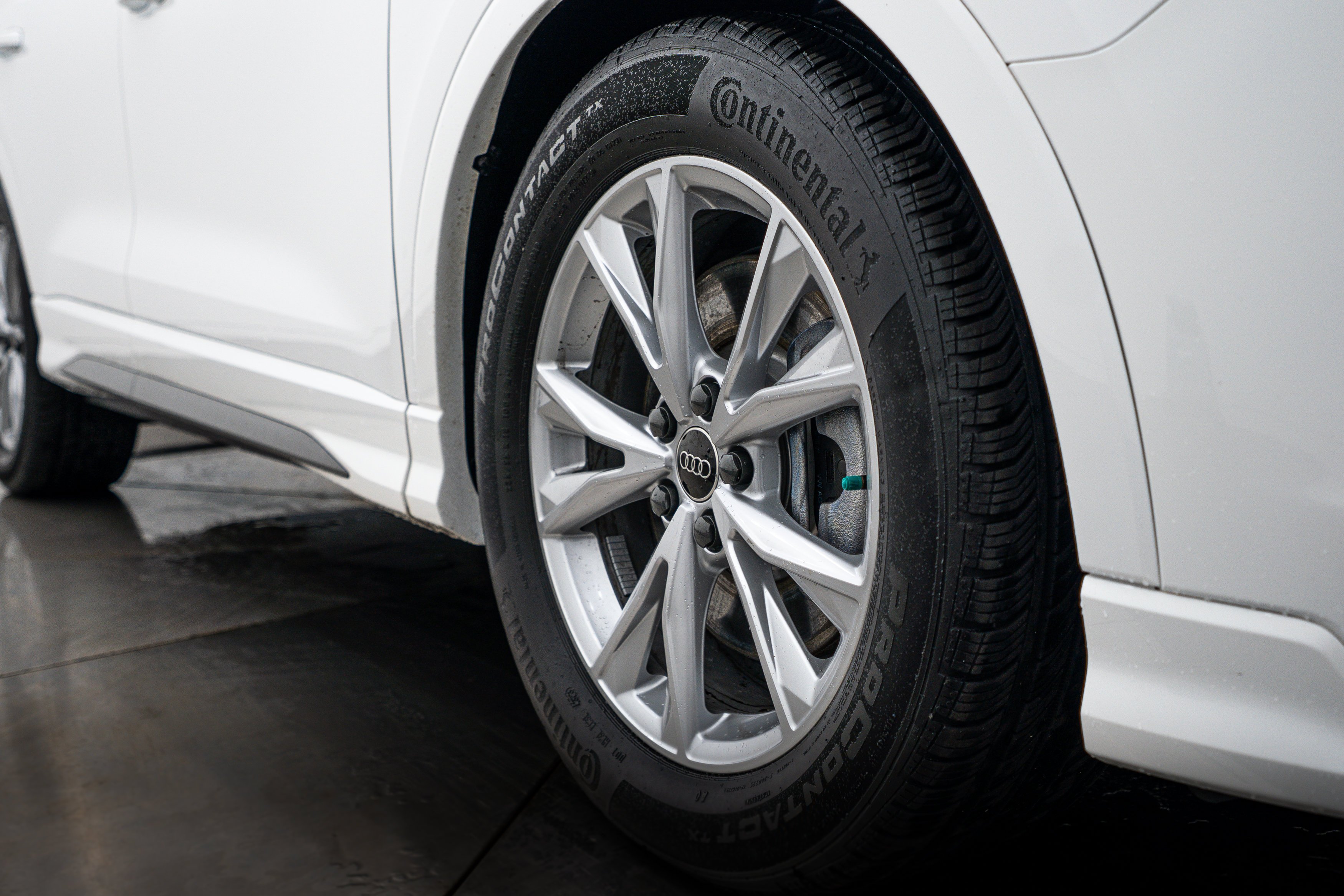 Used 2023 Summit White Chevrolet Premier image 21