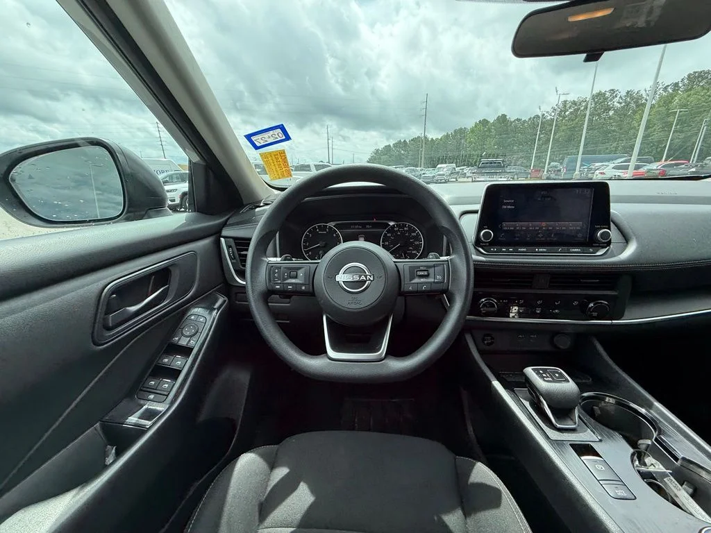 Used 2024 Silver Nissan S image 15