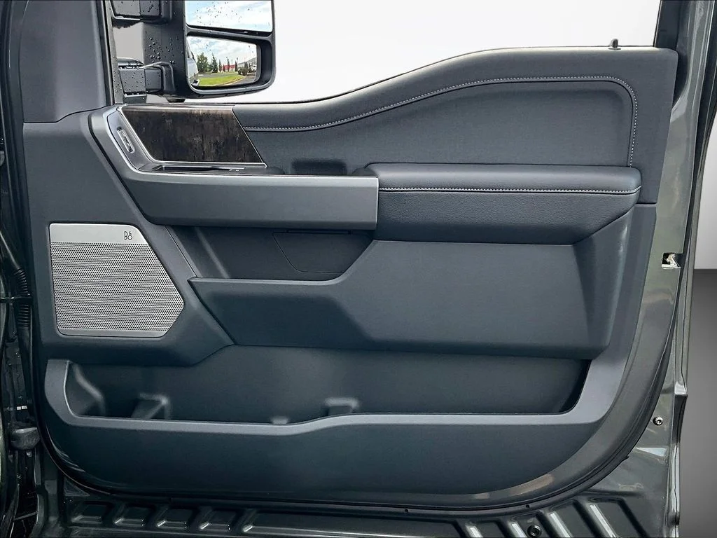 New 2026 Carbonized Gray Metallic Ford F-250® Lariat® image 31