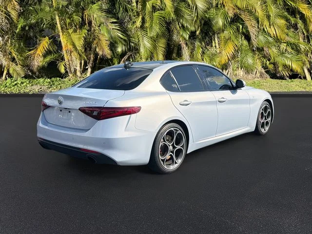 Used 2022 Gray Alfa Romeo Ti image 4