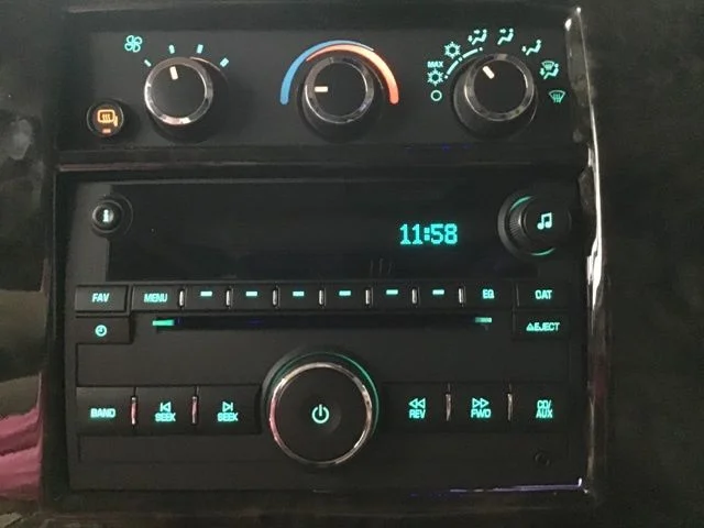 Used 2023 Bronze Chevrolet Explorer Limited SE image 35